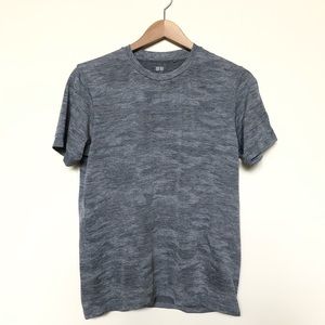 Men’s Uniqlo Small Athletic Gym Shirt
